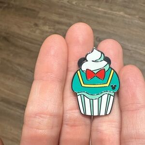 Authentic Disney 2025 Donald Duck Cupcake Pin - Wave B